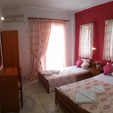 Stella نيوس مارماراس