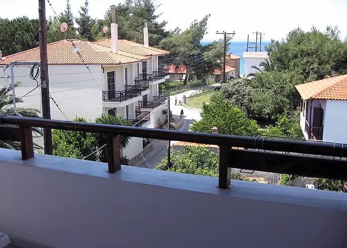 Stella Néos Marmarás